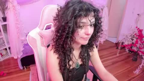 Snapshot of gummo_ chatting on November 22, 2025, 8:30 pm gummo_ online show from November 22, 2025, 8:30 pm