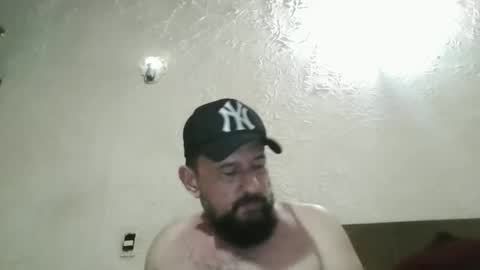 gustavo1350 online show from October 24, 2025, 12:08 am
