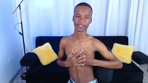 Snapshot of gusy_18 chatting on January 17, 2026, 8:23 pm Gusty online show from January 17, 2026, 8:23 pm