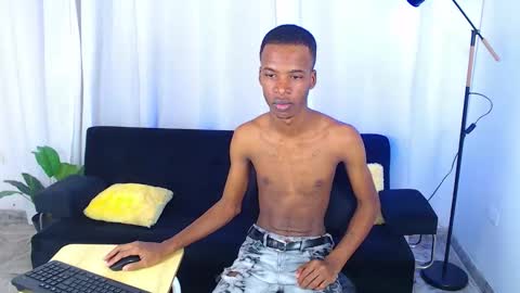 Snapshot of gusy_18 chatting on February 16, 2026, 8:38 pm Gusty online show from February 16, 2026, 8:38 pm