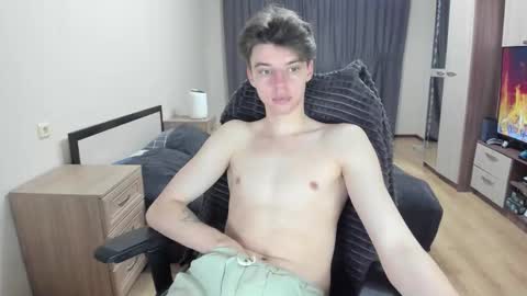 guy_liam1 online show from December 21, 2025, 8:21 am