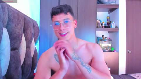 Gabriel online show from September 25, 2025, 1:42 am