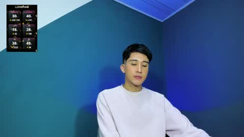 onlyfans    kevin garcia s online show from December 17, 2024, 7:04 pm