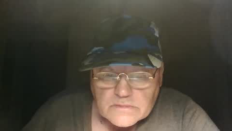 guyboy73 online show from September 18, 2025, 12:23 am