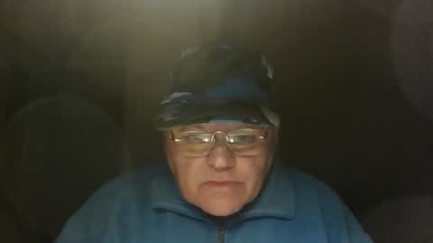guyboy73 online show from September 27, 2025, 12:48 am