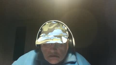 guyboy73 online show from October 22, 2025, 2:01 am