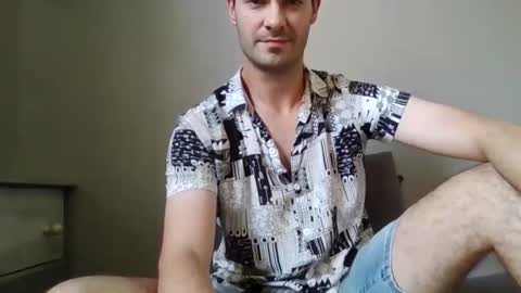 Snapshot of guyhardon chatting on February 8, 2026, 9:23 am Guy Hardon online show from February 8, 2026, 9:23 am