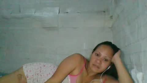 Snapshot of gwenn24 chatting on March 2, 2026, 9:27 am gwenn24 online show from March 2, 2026, 9:27 am