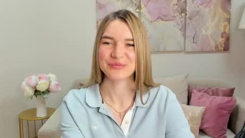 gwensmitt online show from June 10, 2026, 10:08 pm