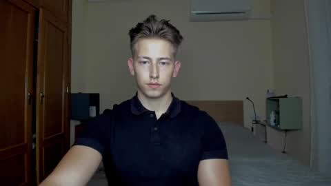 Oliver online show from February 21, 2025, 10:15 pm