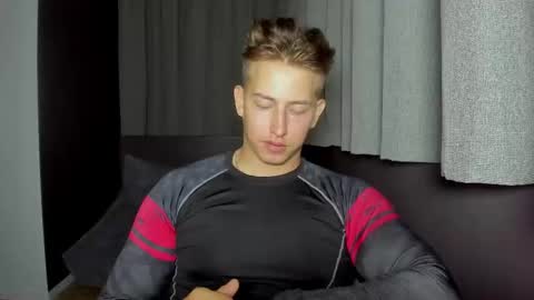 Oliver online show from September 8, 2025, 6:51 pm