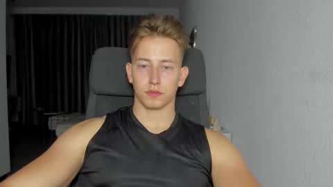 Oliver online show from October 13, 2025, 10:43 pm