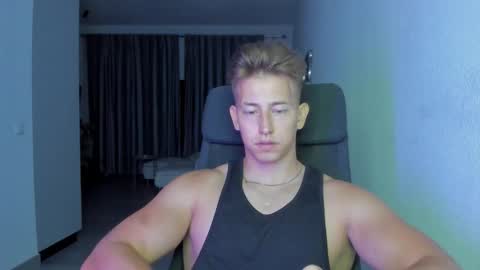 Oliver online show from November 28, 2025, 11:29 pm