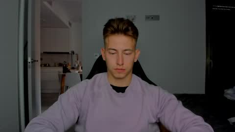 Oliver online show from March 29, 2026, 11:32 am