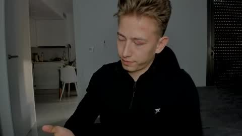 Oliver online show from April 13, 2026, 5:07 pm