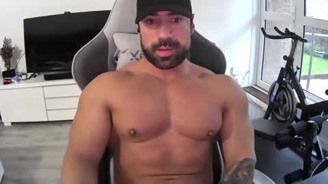 gymking999 online show from February 11, 2025, 1:51 pm