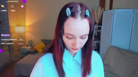 Kelly  Lilly online show from March 20, 2026, 7:41 pm