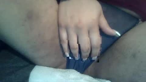 h0n3yb333 online show from December 2, 2025, 2:50 am