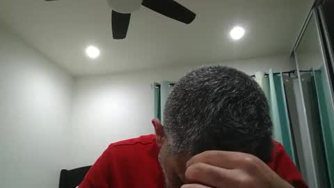 Snapshot of h0nest84 chatting on December 2, 2024, 2:42 am h0nest84 online show from December 2, 2024, 2:42 am