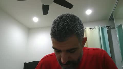 Snapshot of h0nest84 chatting on December 5, 2024, 5:59 am h0nest84 online show from December 5, 2024, 5:59 am