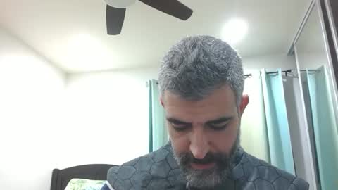 Snapshot of h0nest84 chatting on December 11, 2024, 4:39 am h0nest84 online show from December 11, 2024, 4:39 am