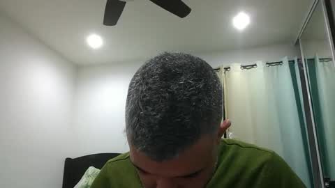 Snapshot of h0nest84 chatting on February 10, 2025, 5:47 am h0nest84 online show from February 10, 2025, 5:47 am