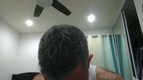 Snapshot of h0nest84 chatting on February 17, 2025, 12:21 am h0nest84 online show from February 17, 2025, 12:21 am