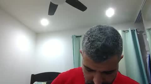 Snapshot of h0nest84 chatting on February 19, 2025, 6:00 am h0nest84 online show from February 19, 2025, 6:00 am