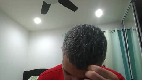 Snapshot of h0nest84 chatting on February 23, 2025, 7:00 am h0nest84 online show from February 23, 2025, 7:00 am