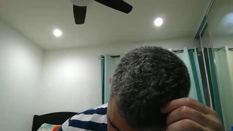 Snapshot of h0nest84 chatting on March 4, 2025, 6:15 am h0nest84 online show from March 4, 2025, 6:15 am