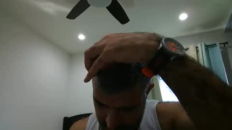 h0nest84 online show from December 16, 2025, 8:36 pm