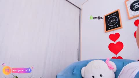 Snapshot of h0ney__p0t chatting on December 18, 2024, 7:08 pm Margareth  Stallion online show from December 18, 2024, 7:08 pm