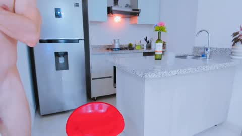 Snapshot of h0ney__p0t chatting on March 12, 2025, 11:44 pm Margareth  Stallion online show from March 12, 2025, 11:44 pm