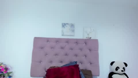 Sarah online show from February 5, 2025, 7:39 am