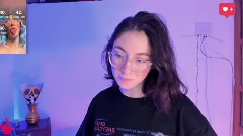 haanna_thompsoon online show from December 14, 2024, 7:29 am