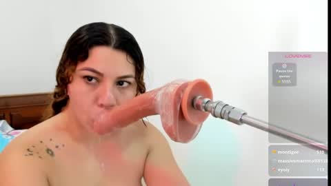 hade_cute2 online show from March 11, 2025, 9:37 pm