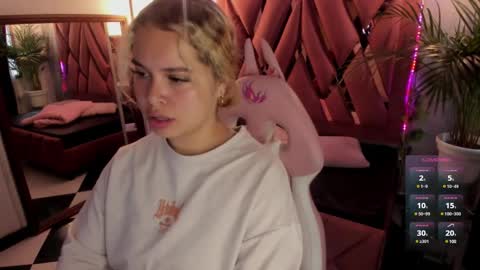 Haely online show from February 6, 2025, 11:32 am