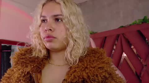 Haely online show from November 11, 2025, 11:10 am