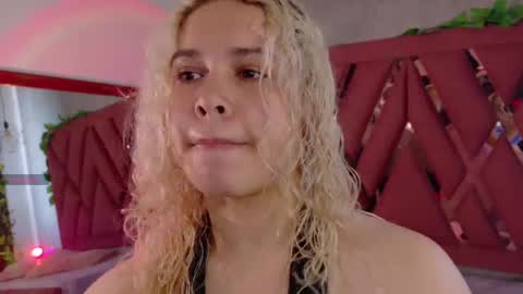 Haely online show from November 12, 2025, 11:43 am