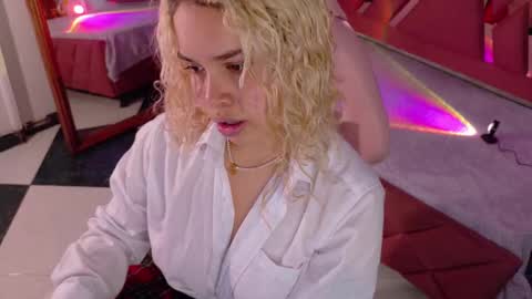 Haely online show from November 19, 2025, 11:21 am