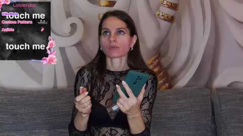 HaileyPeach online show from February 4, 2026, 6:03 pm