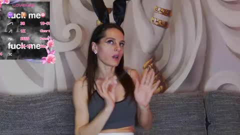 HaileyPeach online show from April 4, 2026, 5:32 pm