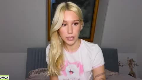 hailey_would online show from February 17, 2026, 10:38 pm