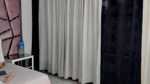 Hailey online show from September 26, 2025, 11:58 am