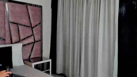 Hailey online show from September 27, 2025, 11:59 am