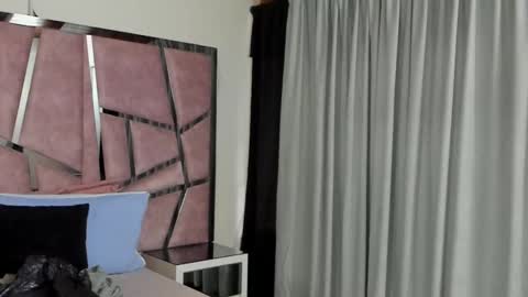 Hailey online show from October 11, 2025, 11:53 am