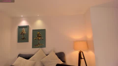 Hailey online show from March 1, 2026, 11:12 am