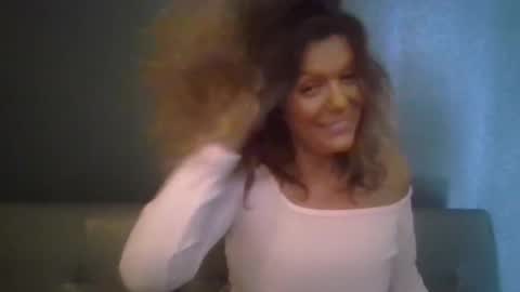 Hailey online show from November 5, 2025, 8:20 pm