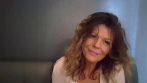 Hailey online show from November 26, 2025, 5:58 pm