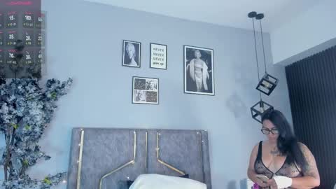 haileystonei online show from September 26, 2025, 11:47 am